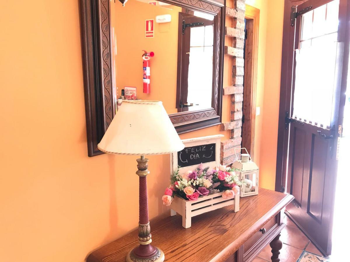 Posada Mediavia Убиарко Екстериор снимка